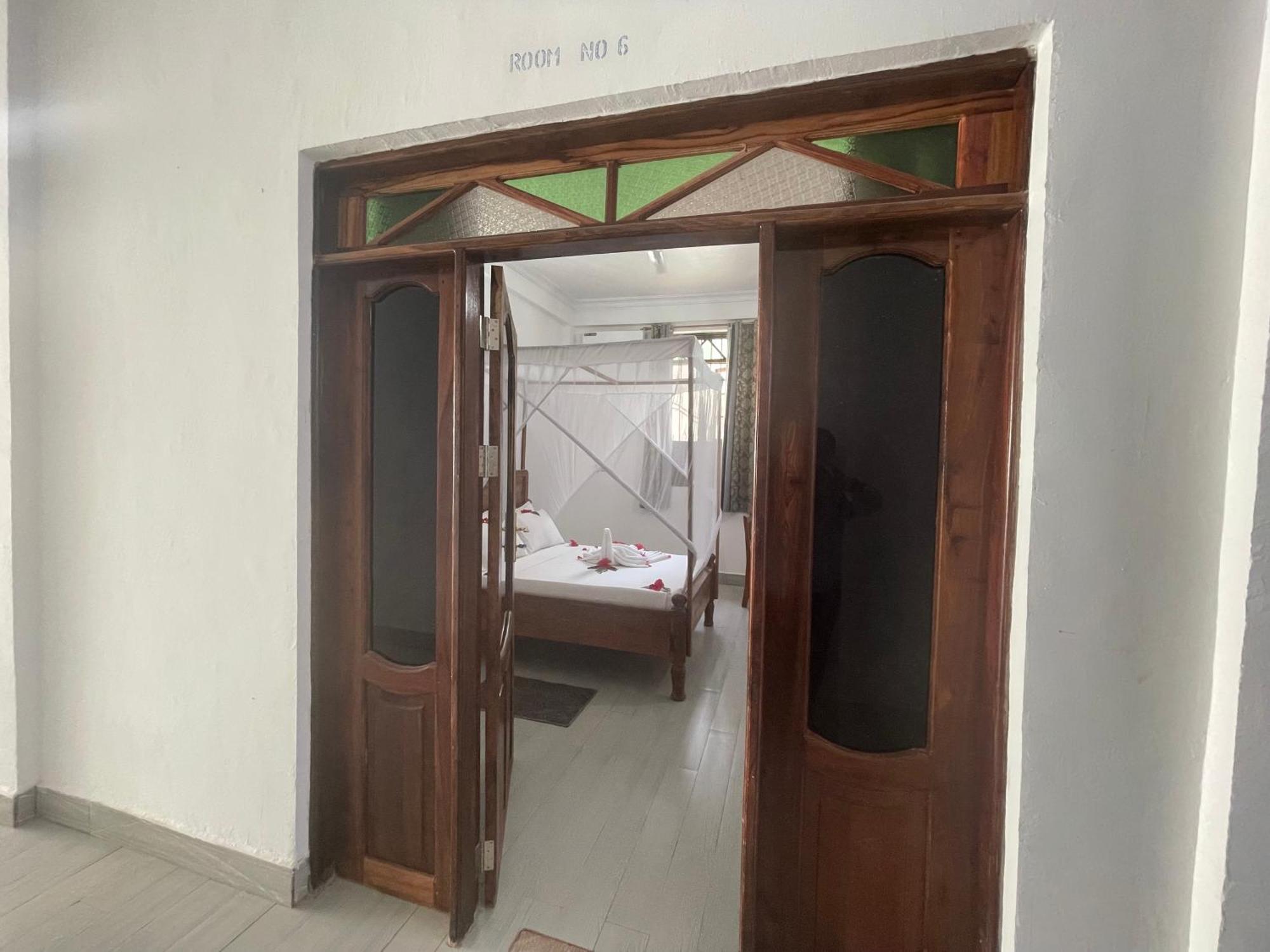 Amazing Zanzibar Beach Hotel Нунгви Экстерьер фото