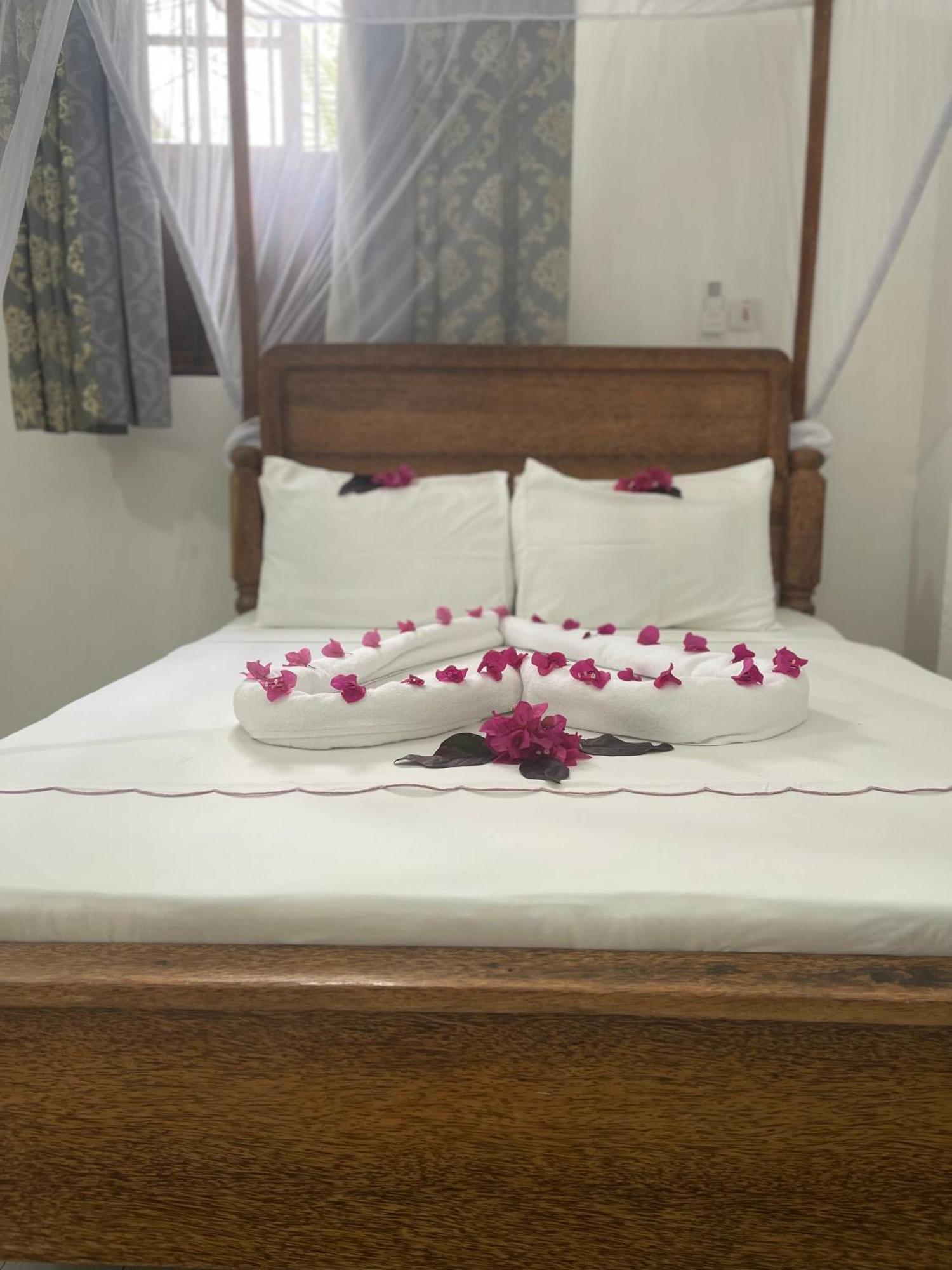 Amazing Zanzibar Beach Hotel Нунгви Экстерьер фото